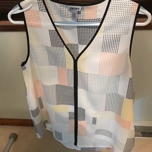 Sleeveless blouse